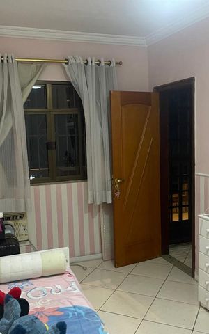 Casa à venda com 264m², 4 quartos e 3 vagasQuarto 3