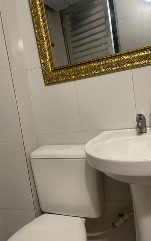 Casa à venda com 264m², 4 quartos e 3 vagasBanheiro 4