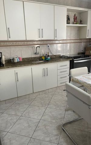 Casa à venda com 264m², 4 quartos e 3 vagasCozinha