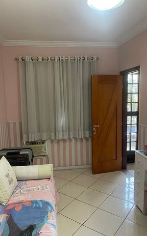 Casa à venda com 264m², 4 quartos e 3 vagasQuarto 3