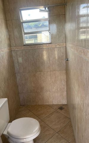 Casa à venda com 264m², 4 quartos e 3 vagasBanheiro 3