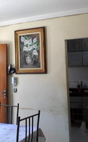 Casa à venda com 86m², 2 quartos e 2 vagas Casa à venda com 86m², 2 quartos e 2 vagasSala