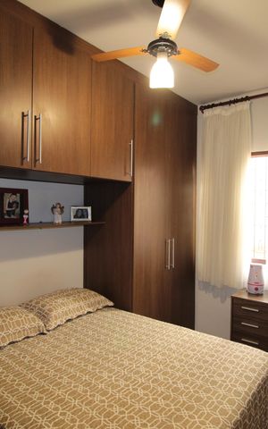 Casa à venda com 172m², 3 quartos e 4 vagasQuarto 2