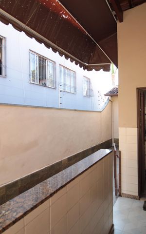 Casa à venda com 172m², 3 quartos e 4 vagasÁrea de Serviço