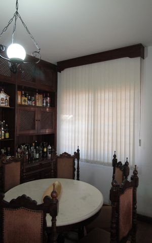 Casa à venda com 172m², 3 quartos e 4 vagasCopa