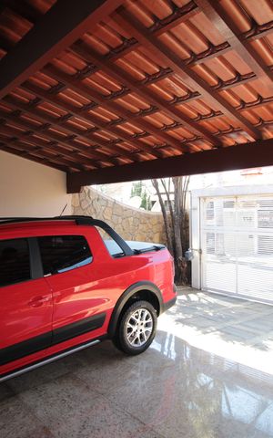 Casa à venda com 172m², 3 quartos e 4 vagasGaragem