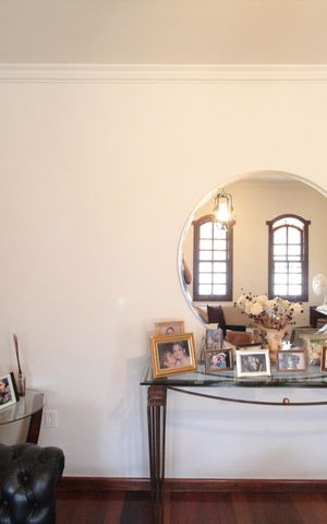 Casa à venda com 172m², 3 quartos e 4 vagasSala