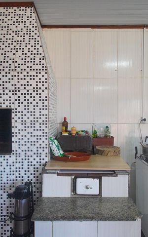 Casa à venda com 180m², 3 quartos e 2 vagasChurrasqueira