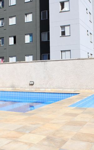 Apartamento à venda com 33m², 1 quarto e sem vagaÁrea comum - Piscina