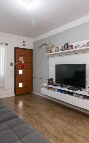 Casa à venda com 120m², 3 quartos e 2 vagasSala