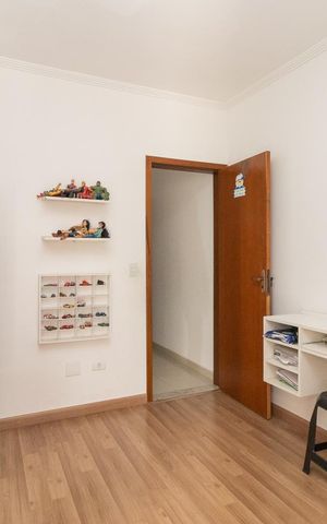 Casa à venda com 120m², 3 quartos e 2 vagasSuíte 3