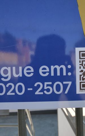 Casa para alugar com 75m², 2 quartos e 1 vagaPlaca instalada