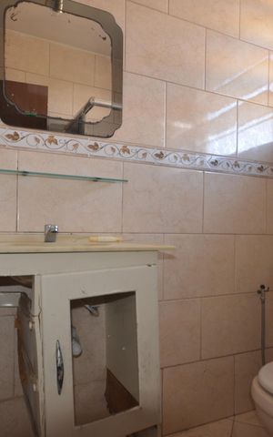 Casa para alugar com 75m², 2 quartos e 1 vagaBanheiro