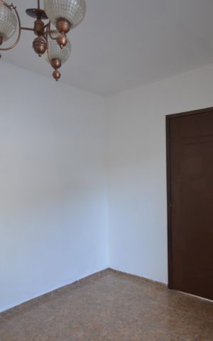 Casa para alugar com 75m², 2 quartos e 1 vagaSala