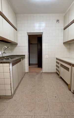 Casa à venda com 199m², 4 quartos e 4 vagas Casa à venda com 199m², 4 quartos e 4 vagasCozinha