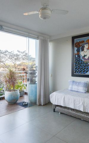 Casa de condomínio para alugar com 350m², 5 quartos e 6 vagasSuíte 3