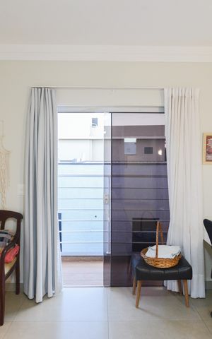Casa de condomínio para alugar com 350m², 5 quartos e 6 vagasSuíte 2