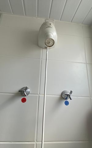 Apartamento à venda com 47m², 2 quartos e 1 vaga Apartamento à venda com 47m², 2 quartos e 1 vagaBanheiro Social
