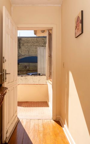 Casa à venda com 219m², 2 quartos e 5 vagas Casa à venda com 219m², 2 quartos e 5 vagasHall de entrada