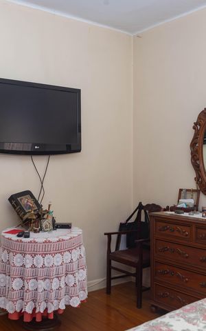 Casa à venda com 219m², 2 quartos e 5 vagas Casa à venda com 219m², 2 quartos e 5 vagasQuarto 1