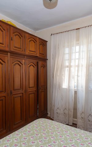 Casa à venda com 219m², 2 quartos e 5 vagas Casa à venda com 219m², 2 quartos e 5 vagasQuarto 2