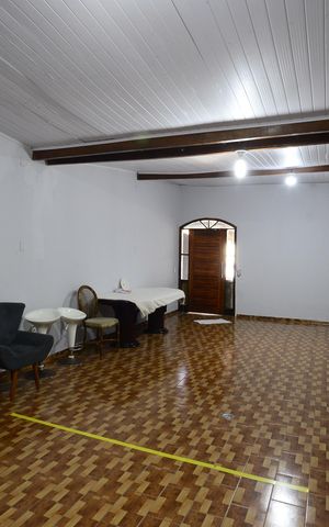 Casa para alugar com 480m², 6 quartos e 2 vagasSuíte