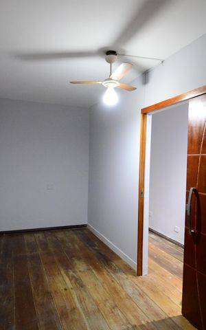 Casa para alugar com 480m², 6 quartos e 2 vagasCorredor