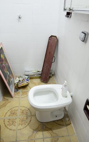 Casa para alugar com 480m², 6 quartos e 2 vagasBanheiro de Serviço