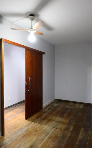 Casa para alugar com 480m², 6 quartos e 2 vagasCorredor