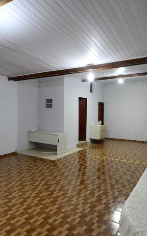 Casa para alugar com 480m², 6 quartos e 2 vagasSuíte
