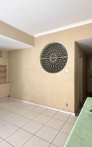 Apartamento à venda com 90m², 3 quartos e sem vaga Apartamento à venda com 90m², 3 quartos e sem vagaSala
