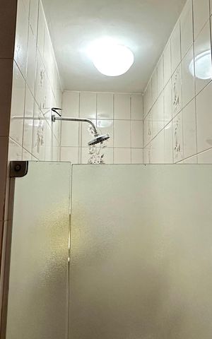 Apartamento à venda com 90m², 3 quartos e sem vaga Apartamento à venda com 90m², 3 quartos e sem vagaBanheiro