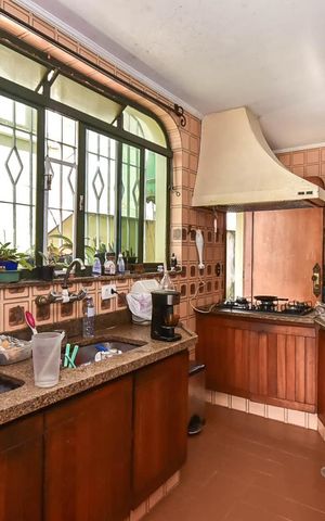 Casa para alugar com 440m², 5 quartos e 2 vagasCozinha