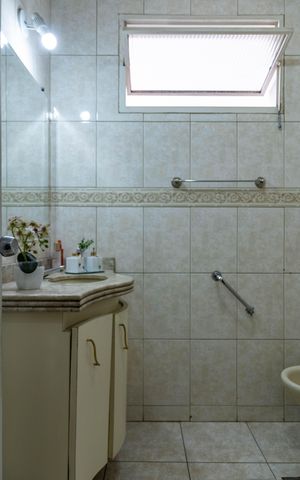Apartamento à venda com 100m², 3 quartos e 1 vaga Apartamento à venda com 100m², 3 quartos e 1 vagaBanheiro