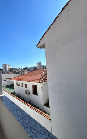 Casa de condomínio à venda com 124m², 3 quartos e 2 vagasÁrea comum - Churrasqueira