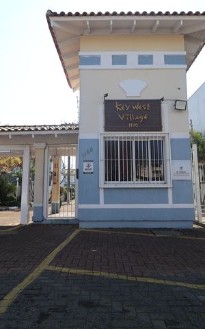 Casa de condomínio à venda com 80m², 2 quartos e 2 vagasFachada e portaria
