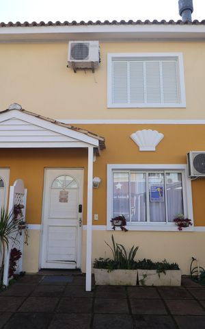 Casa de condomínio à venda com 80m², 2 quartos e 2 vagasFachada da Casa