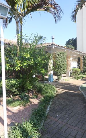 Casa de condomínio à venda com 80m², 2 quartos e 2 vagasÁrea comum