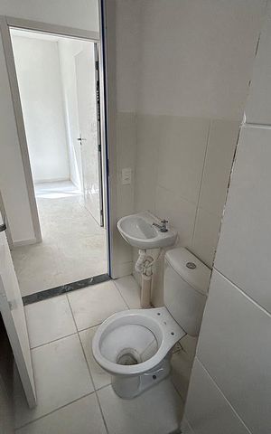 Apartamento à venda com 45m², 2 quartos e 1 vaga Apartamento à venda com 45m², 2 quartos e 1 vagaBanheiro
