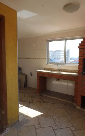 Casa à venda com 350m², 5 quartos e 4 vagasChurrasqueira
