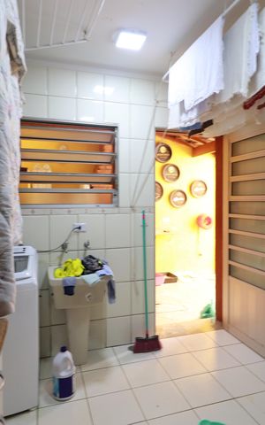 Casa à venda com 350m², 5 quartos e 4 vagasÁrea de Serviço