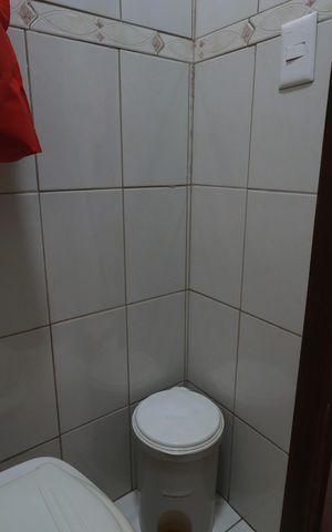 Casa à venda com 350m², 5 quartos e 4 vagasBanheiro de serviço