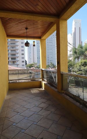 Casa à venda com 350m², 5 quartos e 4 vagasSacada