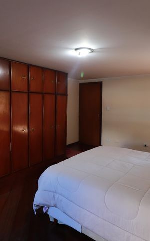 Casa à venda com 350m², 5 quartos e 4 vagasQuarto 1 - Suíte