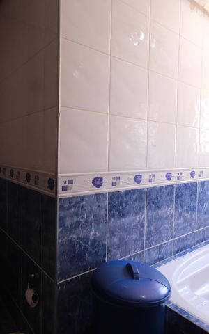 Casa à venda com 350m², 5 quartos e 4 vagasBanheiro da Suíte 2
