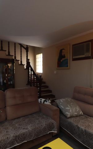 Casa à venda com 350m², 5 quartos e 4 vagasSala