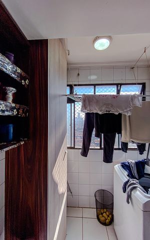 Apartamento à venda com 60m², 2 quartos e 1 vagaÁrea de Serviço