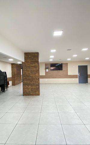Apartamento à venda com 60m², 2 quartos e 1 vaga Apartamento à venda com 60m², 2 quartos e 1 vagaÁrea comum - Salão de festas