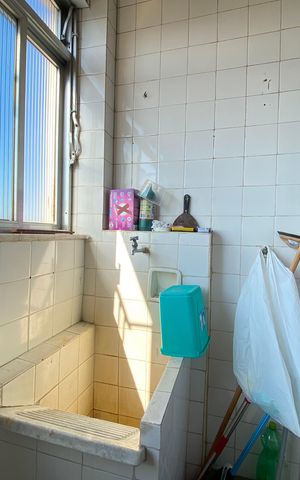 Apartamento à venda com 60m², 2 quartos e 1 vaga Apartamento à venda com 60m², 2 quartos e 1 vagaÁrea de Serviço