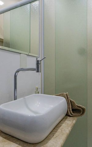 Apartamento à venda com 350m², 5 quartos e 3 vagasBanheiro da Kitnet 2